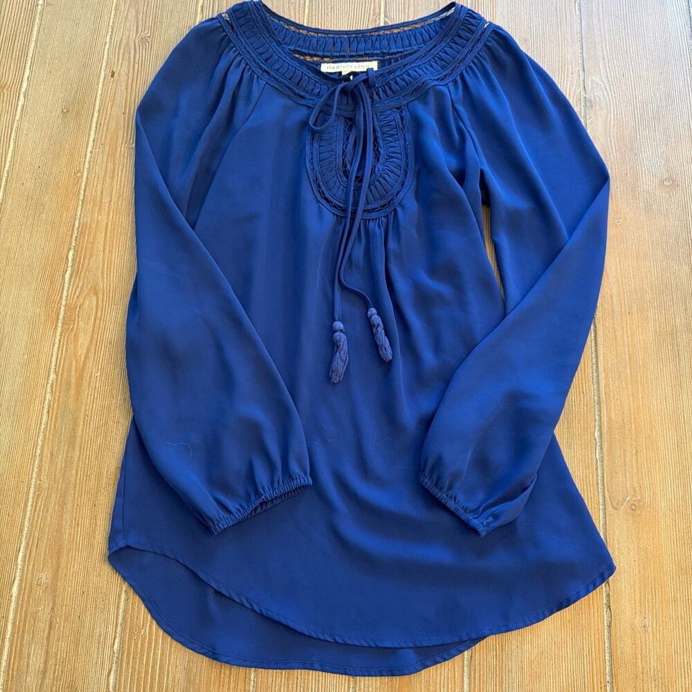 Daniel Rain blue long sleeve blouse